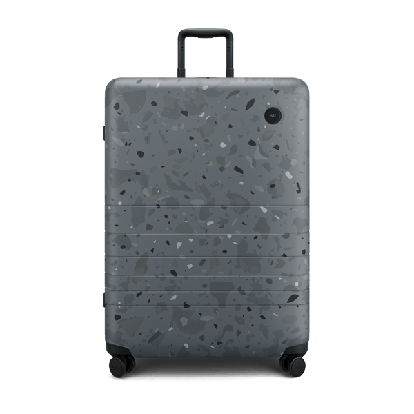 Carry-On Pro — Monos