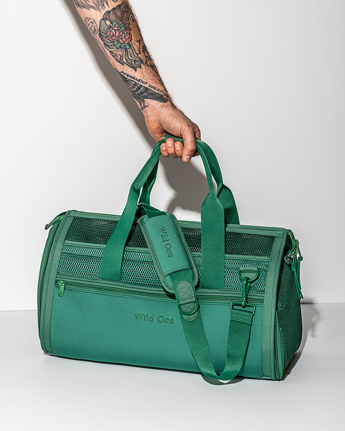 Travel Carrier — Wild One