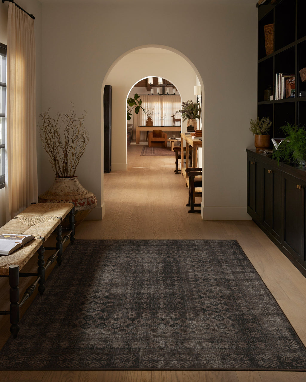 Cyrus Black Rug — Ruggable
