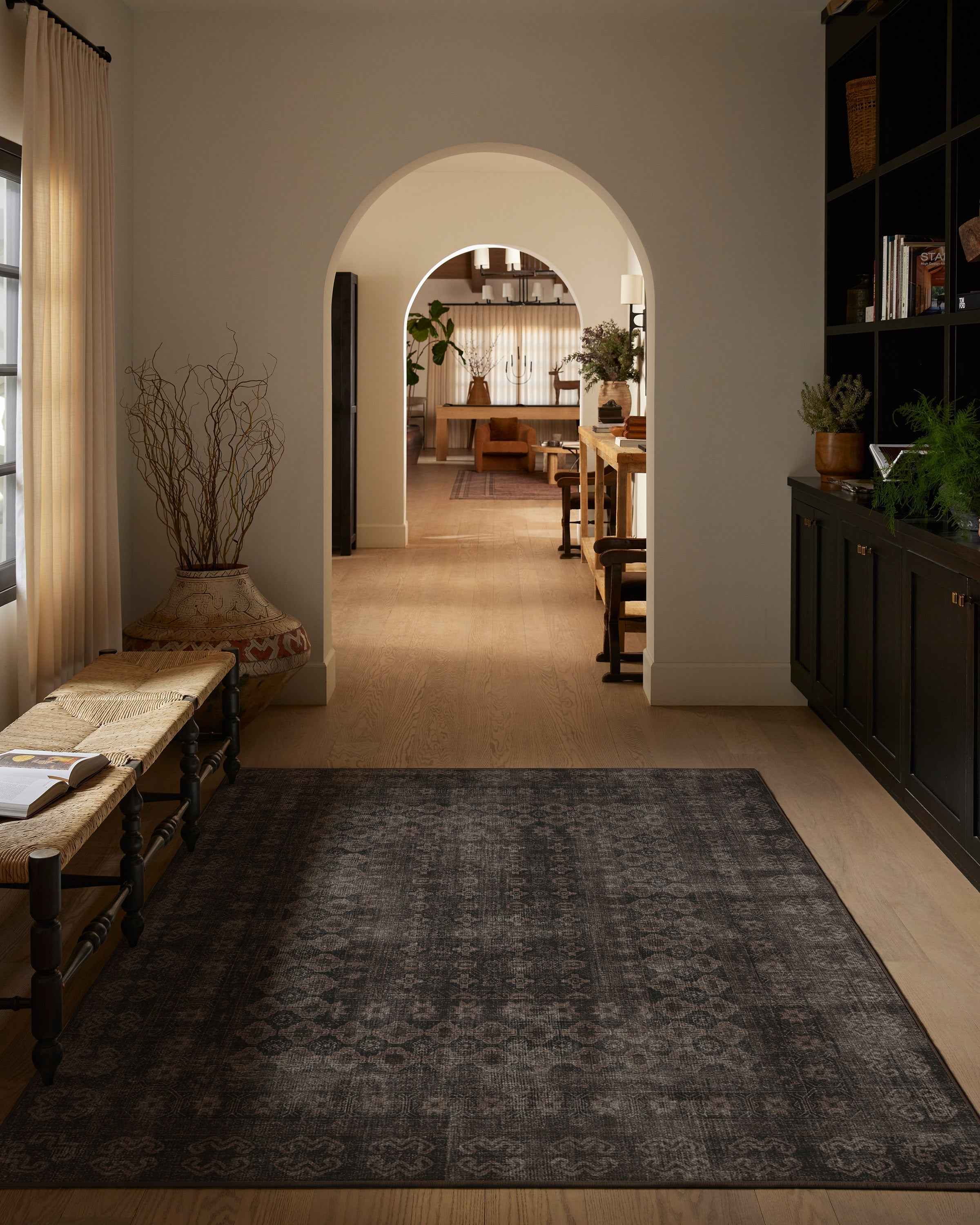 Cyrus Black Rug — Ruggable